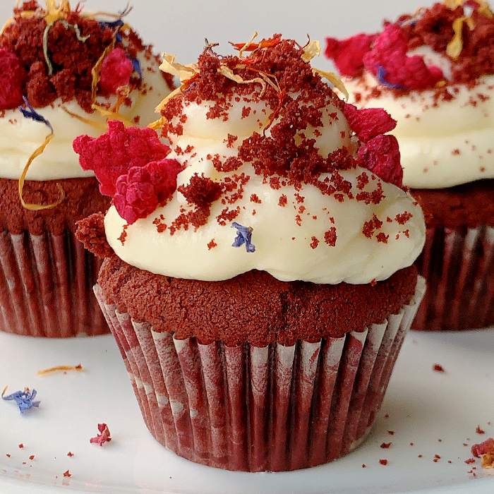 RED VELVET CUPCAKE